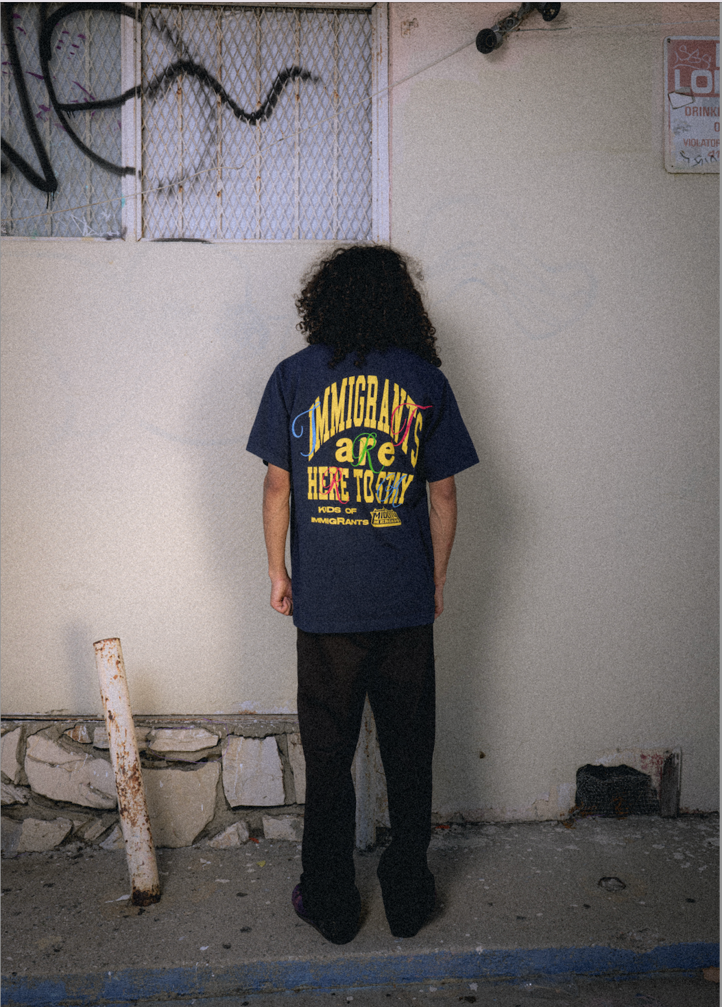 No Nos Vamos Navy Tee